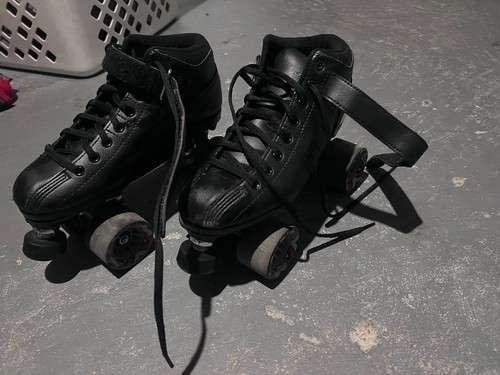 Black r3 outdoor skates - w, 8